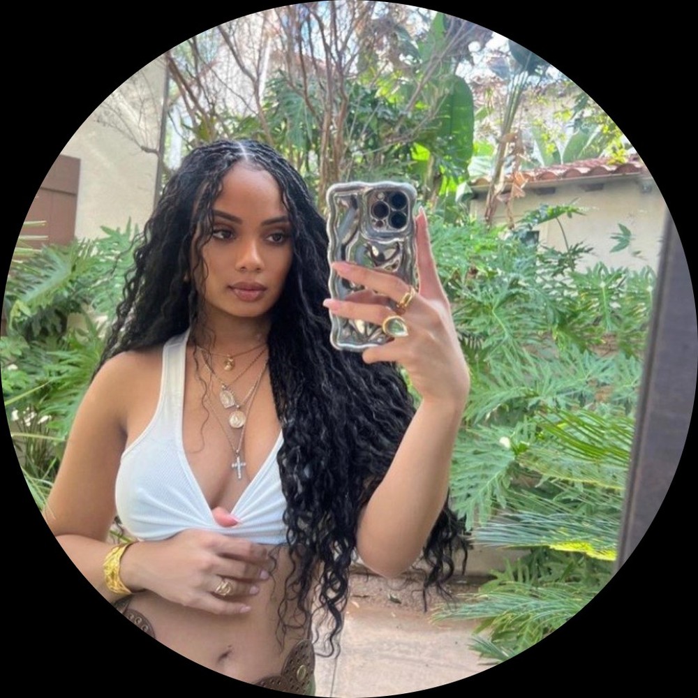 Meet your Posher, Mariee